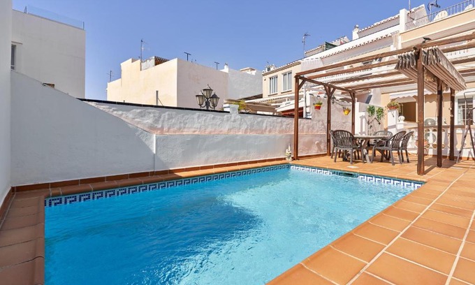 Nerja City Centre Apartment | Vivienda con piscina