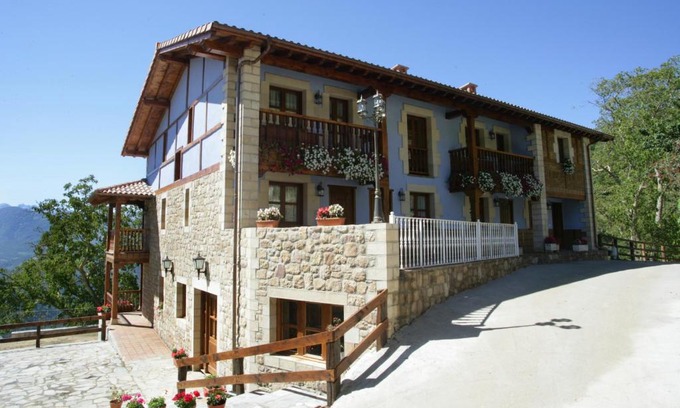 Cahecho House | Viviendas Rurales Peña Sagra