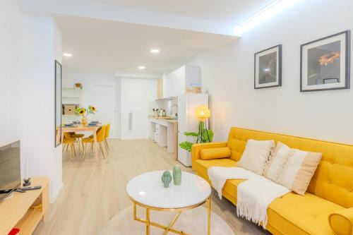 Torrefiel Apartment | VL - Casa Girasol