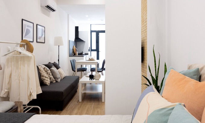 Montolivet Apartment | VLC HOST - Fray Pedro D