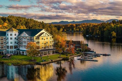 Saranac Lake Hotel | voco Saranac Lake NY - Waterfront by IHG