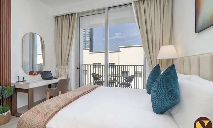 Jumeirah Village Circle Apartment | Vogue 12 Mins MOE & 5 Mins Circle mall