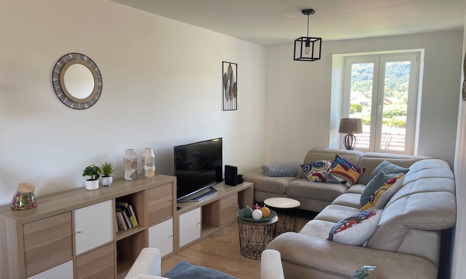 Aumontzey House | Vosges: quiet house near Gérardmer (15 min) – sleeps 8 – pets allowed.