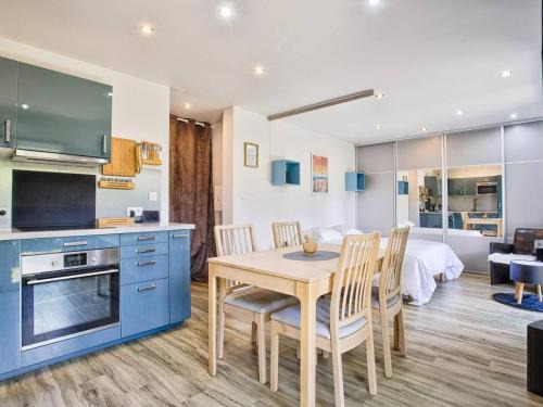 Merville-Franceville-Plage Apartment | Votre Havre de Paix à Merville proche de la Mer - FR-1-788-82