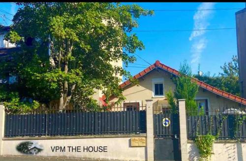 Bagneux Apartment | Votre Petite Maison