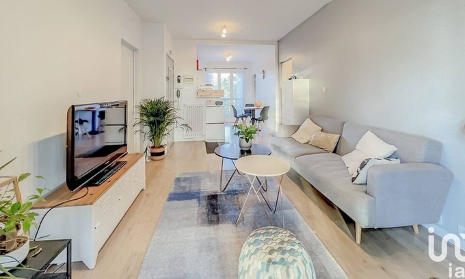 Celleneuve Apartment | Vrbo Property