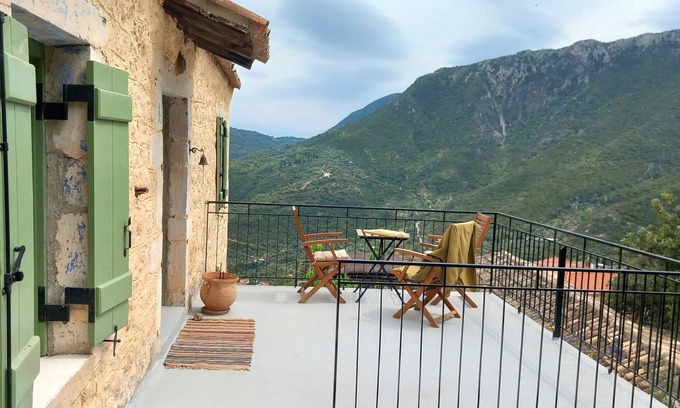 Tiros Cottage | Vrbo Property