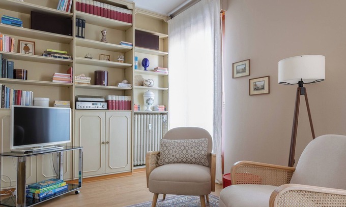 Barriera Vecchia-San Giacomo Apartment | Vrbo Property