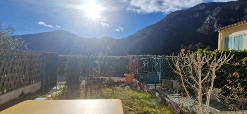 Saint-Martin-Vesubie Apartment | Vue époustouflante & Jardin à Saint-Martin-Vésubie