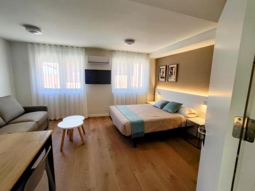 Quintanaduenas Apartment | VuT QUINTA LA LEGUA