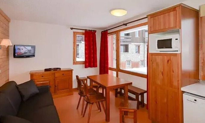 Nedde Apartment | VVF Château on the Vienne Lake Vassivière * - 3 Rooms 6 People 1 baby