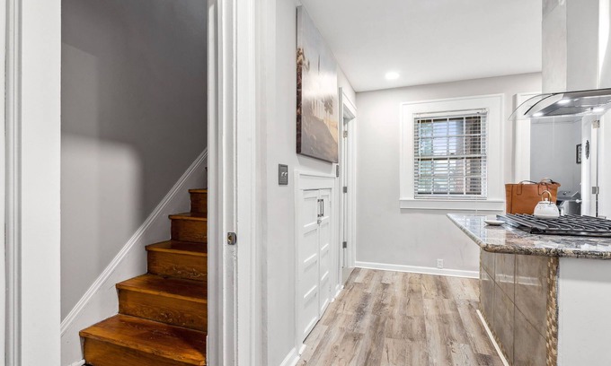 Cleveland House | Wade Manor: Game-room, Gym, Office and Fenced in Backyard