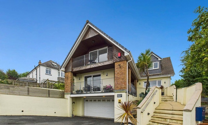 Wadebridge Apartment | Wadebridge Retreat – Sleeps 6, Ensuite Rooms