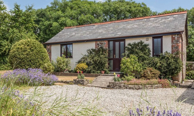 Holsworthy Cottage | WAGTAIL, pet friendly, character holiday cottage in Bradworthy