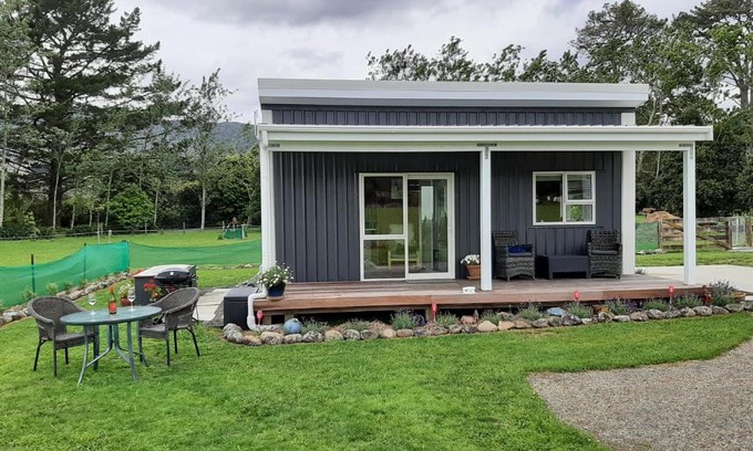 Tararua Forest Park House | Waiora cottage