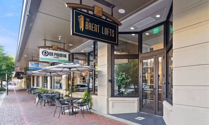 Downtown Condo | Wake up in luxury w/this cozy studio!
