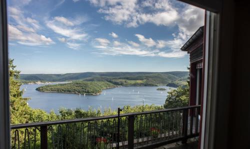 Nideggen House | Waldhaus Anne