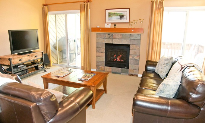 Ketchum Condo | Walk 2 Baldy/River, Pool,Hot Tub, Bikes, Private Ski Locker at Mtn, Grt reviews