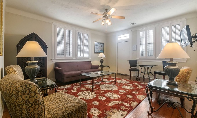 Treme Hotel | Walk to all the French Quarter attractions. A great space to enjoy NOLA