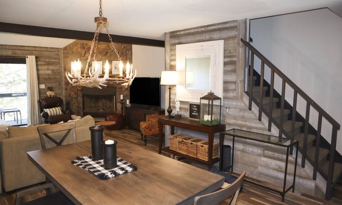 Village at Camelback House | Walk to CamelBack Beach, Ski in Ski out & Bunk room