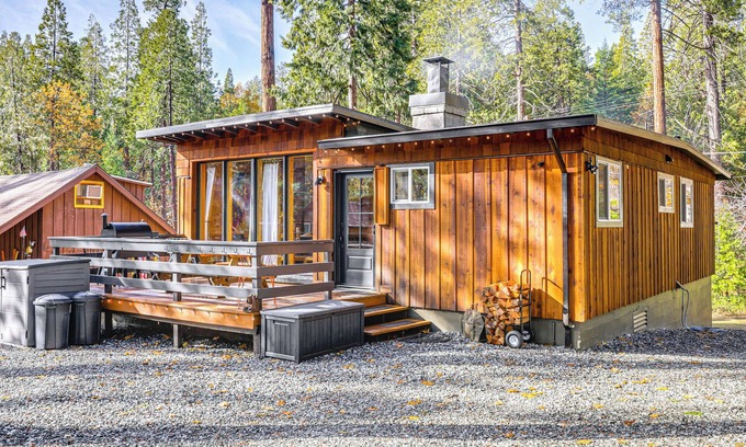 Twain Harte Cabin | Walk to Golf, Lake: Twain Harte Cabin w/Fireplace