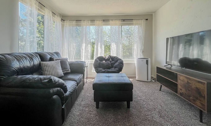 Bremerton House | Walk to the beach! Relocation specialist. Rent discount if you're buying a home!