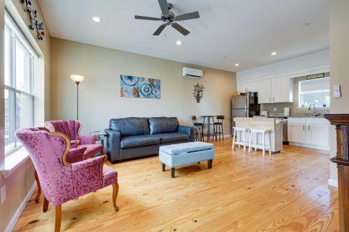 Central Business District Apartment | Walkable Downtown Apt with Game Room!