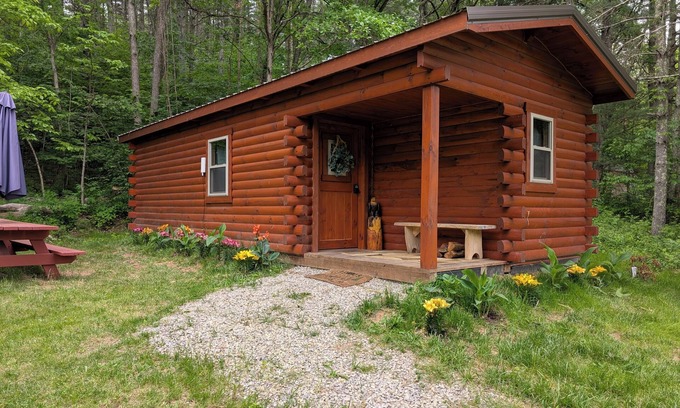 Chandlersville Cabin | WALKAbOUT Creek Campground Eagle Cabin