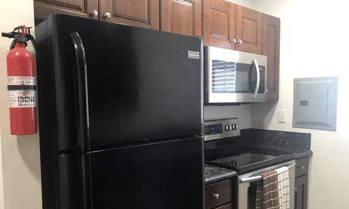 Port Hueneme Condo | Walking distance to the Beach