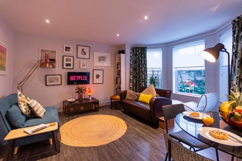 Cliftonville Apartment | Walpole Bay 2 Bed Stunning Garden Apt By Adliv