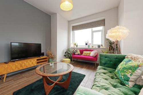 Cliftonville Apartment | Walpole Bay Sea Views