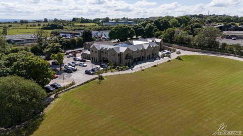 Birkenshaw Hotel | Walton View Hotel