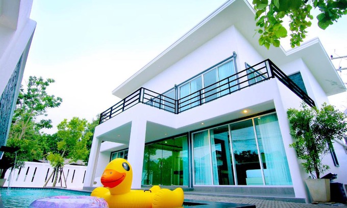 Hat Chao Samran House | Wan Villa