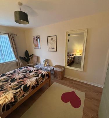 Letterkenny Apartment | Warm and spacious 1 bed apartment