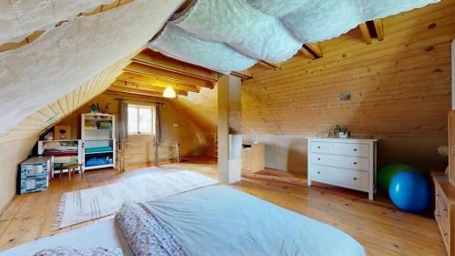 Krupina Apartment | Warm Grass House