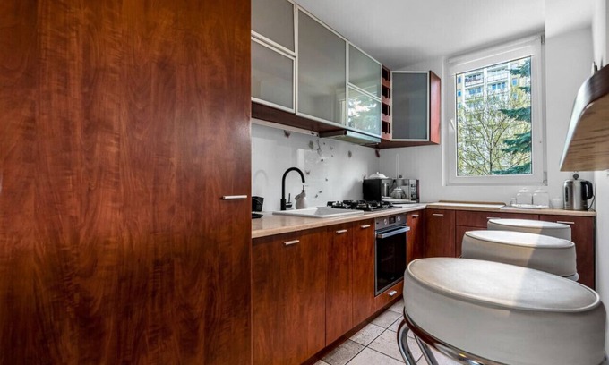 Targowek Apartment | Warsaw Targówek Suite - 54m2, Balcony, Bus nearby - by Rentujemy