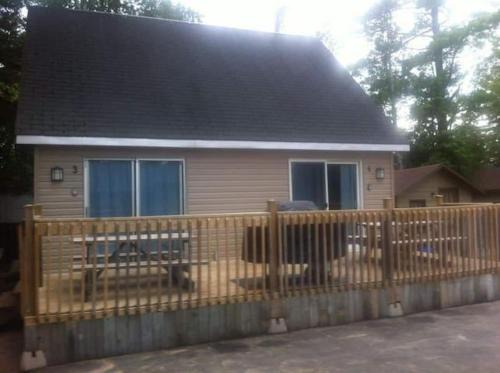 Wasaga Beach House | Wasaga Beach Loft 3
