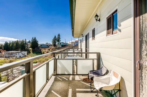 Ren'ai House | Water Swing B&B