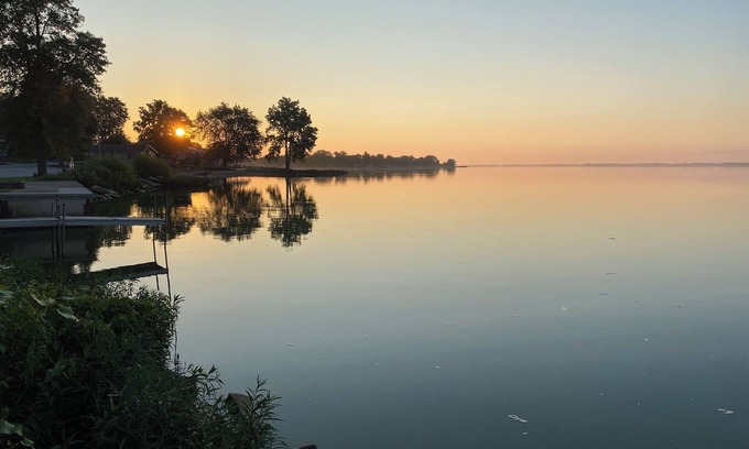 Celina Cabin | Waterfront 2-bedroom Cabin in Celina with WiFi, AC & Seasonal Fishing Pier