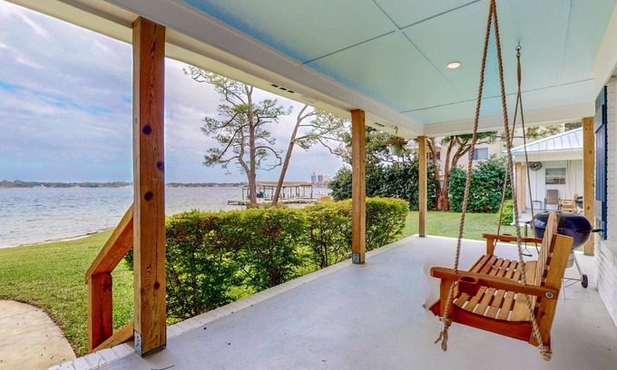 Ocean City House | Waterfront 2 cottage home, private dock and water access, & private washer/dryer