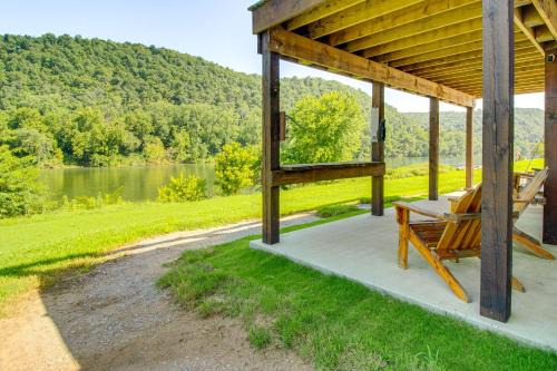 Mountain Home House | Waterfront Cabin on White River Great for Anglers