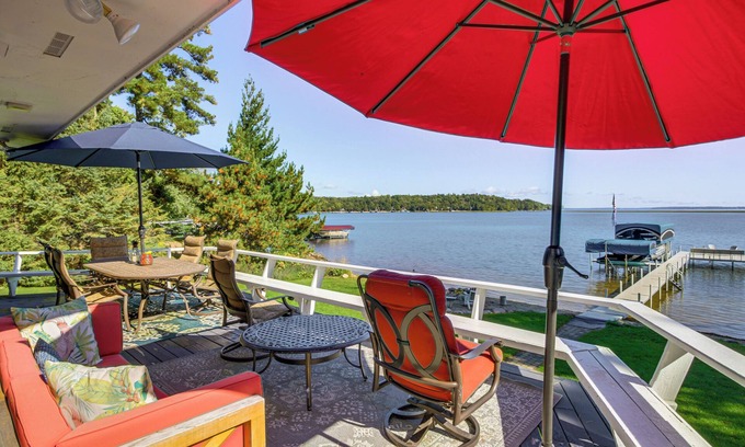 Nisswa House | Waterfront Gull Lake w/Dock: Family Friendly!