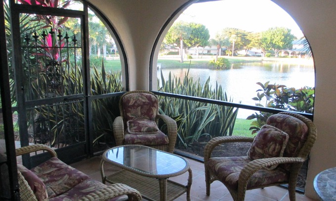 Bonita Springs House | Waterfront Home, 3 km to the beach - sea resort "Barefoot Beach"