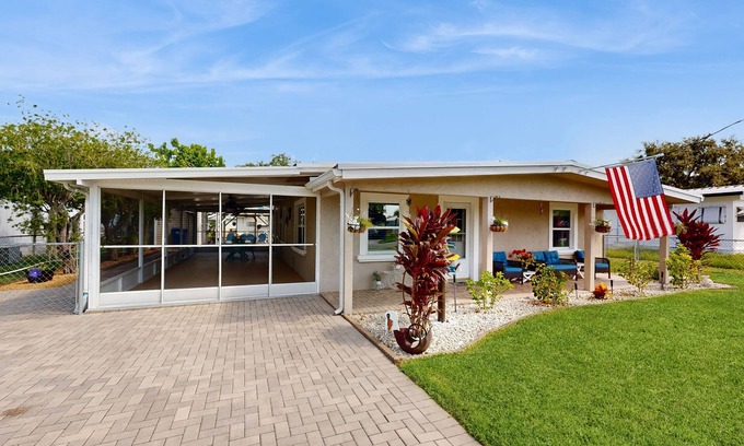 Buckhead Ridge House | Waterfront home with patio, central AC & private dock, close to Lake Okeechobee
