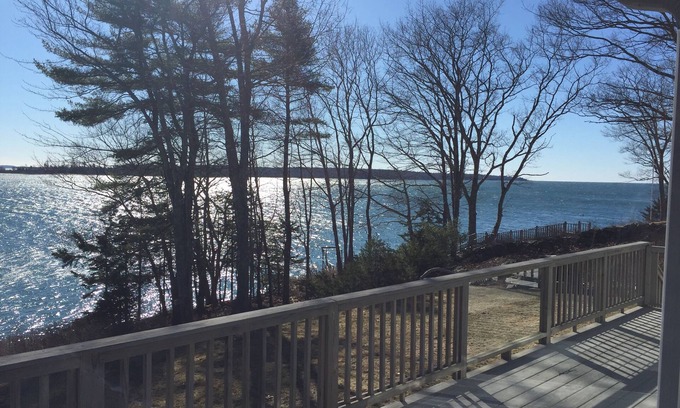 Round Pond House | Waterfront house on Muscongus Sound, Round Pond