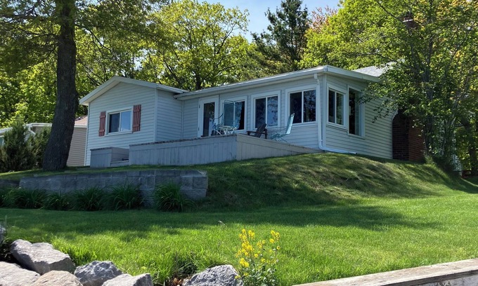 Northeastern Michigan Cottage | Waterfront- Lake Huron Cottage Quiet Retreat