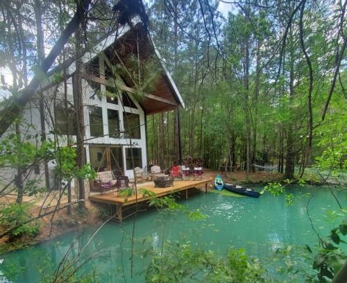 Waller House | Waterfront Lonestar Cabin in a Magical Forest