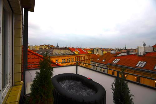Prague 1 Apartment | Waterfront River Side Roof Top Apartment - Terrace with city view