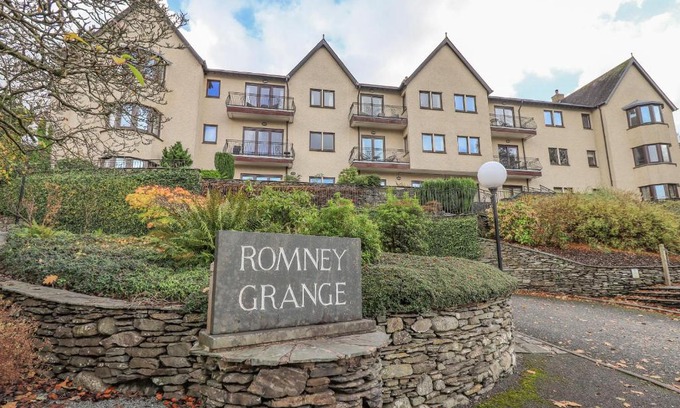 Waterhead Apartment | Waterhead Retreat