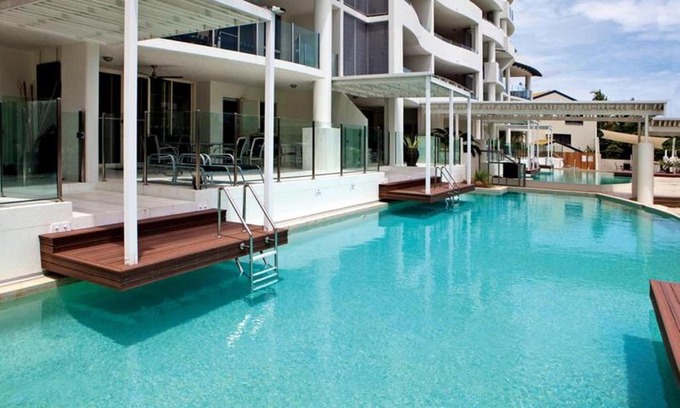 Cairns Apartment | Waters Edge Apartment Cairns